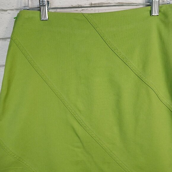 SUSAN BRISTOL GREEN CORDUROY SKIRT, DIAGONAL STITCHING, SIZE 6, WOMENS - Picture 3 of 6